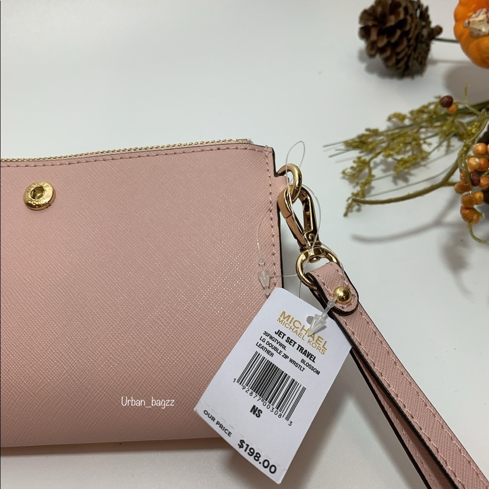 Michael Kors JST Large Double Zip Wristlet - Picture 6 of 8